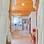 Kouri Traditional House بيت للعطل