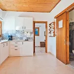 Nyaraló Kouri Traditional House