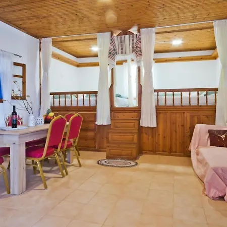 別荘 Kouri Traditional House