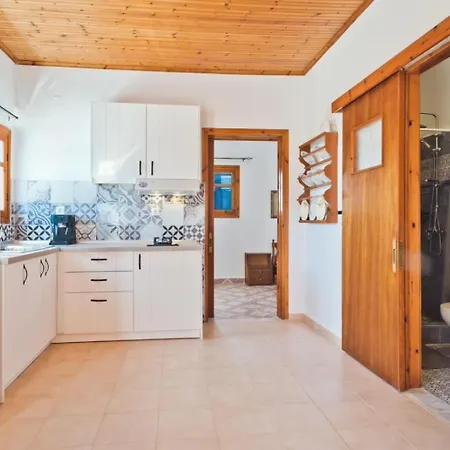 Kouri Traditional House 別荘 カルパトス