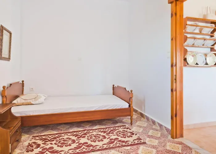 Kouri Traditional House بيت للعطل كارباثوس