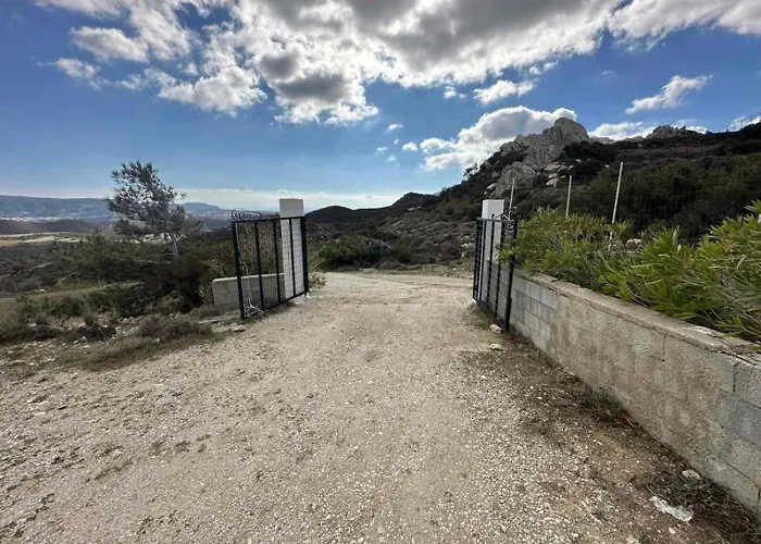 Kouri Traditional House *