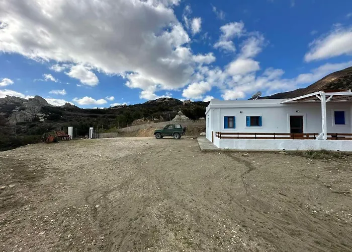 Kouri Traditional House 펜션 *